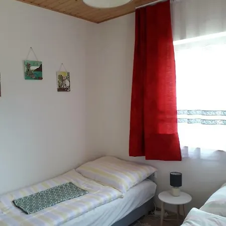Galagonya Kerti Lak Bogyoszlo